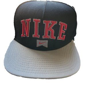 Rare 2012 Snapback Nike cap